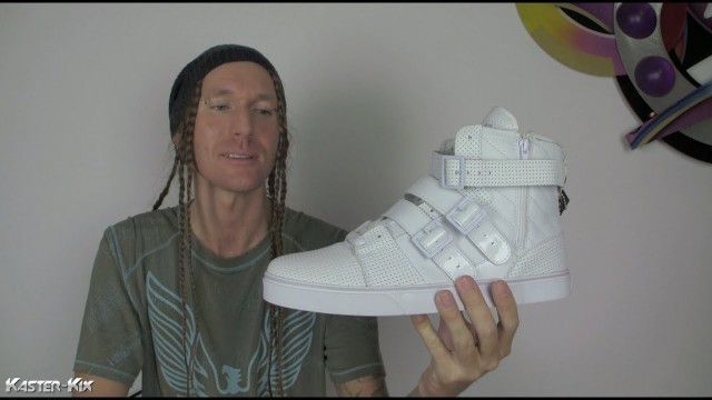 'Radii Straight Jacket \"White Perf\" On Feet [1080 HD]'