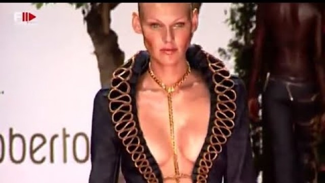 'ROBERTO CAVALLI Spring 2000 Milan - Fashion Channel'