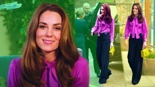 'WOW! Kate Middleton\' SO BEAUTIFUL! In A The \'60s High-Fashion As She Wore Feminist Pussybow Blouse'