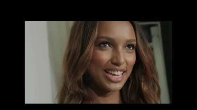 'JASMINE TOOKES CATWALK VICTORIA\'S SECRET 2012-2018.'