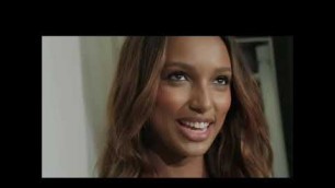 'JASMINE TOOKES CATWALK VICTORIA\'S SECRET 2012-2018.'