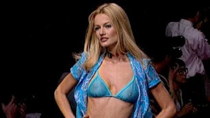 'KARL LAGERFELD Spring 1995 Paris - Fashion Channel'