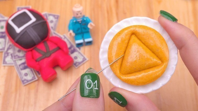 'Miniature NETFLIX SQUID GAME DALGONA CANDY Recipe #4 | Perfect 오징어게임 In My Tiny Kitchen'