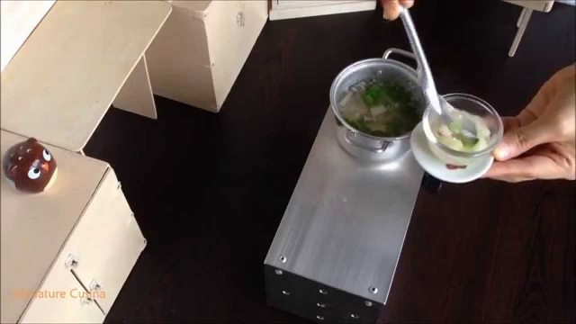 'Miniature Cooking: Tiny Chicken Tinola (Tiny cooking real mini food) チキンスープ'