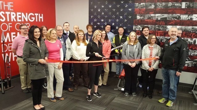 'Snap Fitness ribbon cutting'