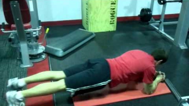 'Rocking plank snap fitness'
