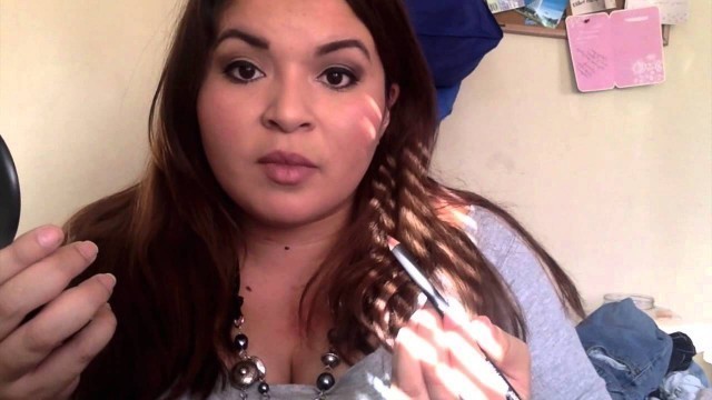 'Kylie Jenner Lip Inspired Tutorial+ MAC\'s Twig dupes'
