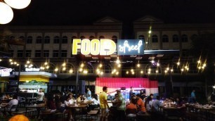 'FOOD STREET PIK 2 PULAU REKLAMASI'