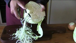 'Shredding Cabbage using the Dinki-di peeler'