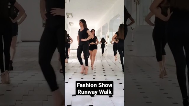 'Fashion Show Runway Walk Class | End of Show Final Walk'