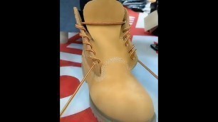 'HOW TO TIE YOUR TIMBERLAND BOOTS\' LACES'