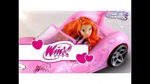 'Winx Club - Fashion Dolls - Bloom & Magical Car'