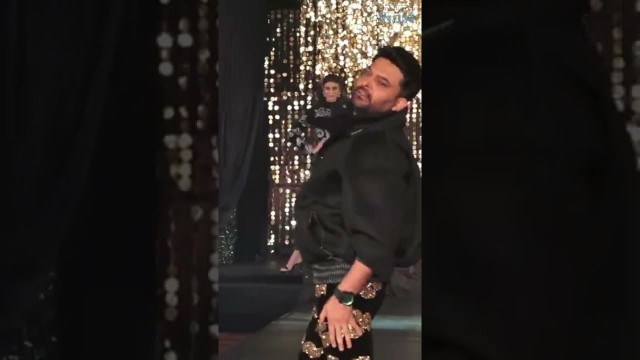 'Kapil Sharma at his ramp walk debut at Beti fashion show by Anu Ranjan'