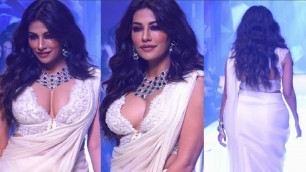 'Chitrangada Singh Ramp Walk In White Saree At Bombay Times Fashion Week 2019'