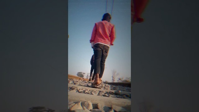 'hatho par rkha huaa tere hoto ka sapna #shorts #viralvideo #fashionshow #vidya #walk'