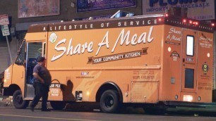 'This Food Truck Gives Free Burritos to the Homeless'