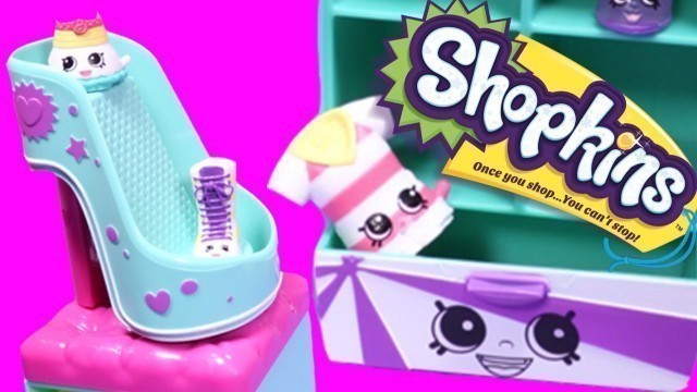 'Shopkins Unboxing Shoe Dazzle Set + Fashion Spree | Wonder World TV'