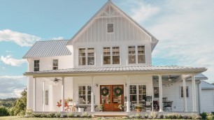'Antique Farmhouse Home Tour // Farmhouse Decorating Ideas // Farmhouse on a Budget'