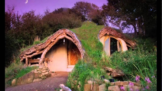 'Green Home Design - The \"Hobbit\" Tiny House Design - The $4500 Self Built Eco-friendly Tiny Home'