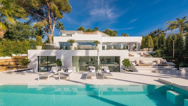 'High-end Modern Design Luxury Villa in Nueva Andalucía, Marbella, Spain | Drumelia'