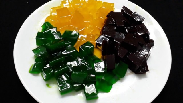 'নিজেই তৈরি করুন ফুড কালার জেল । How To Make Food Color Gel At Home'