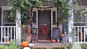 '30+ Cute Fall Porch Decorating Ideas Pictures'