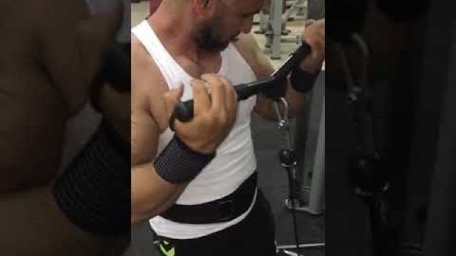 'Ozgur erkec  personal Trainer (Arm workout)!!!'