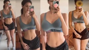 'Disha Patani Showing Abs After Workout | Disha Patani Hot Look | Disha Patani Hot Viral Video'