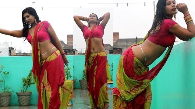 'Wet Saree Fashion Video Shoot in Rain Saree Lover Pinki'