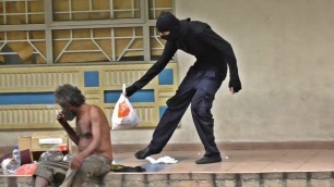 'Ninja helping the homeless in Malaysia 2016'