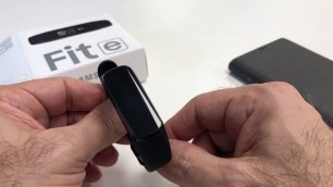 'Fit E: Primeiras impressões da pulseira fitness básica da Samsung'