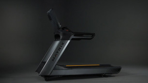 'Performance Series Treadmill Features & Benefits'