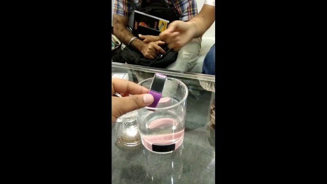 'Bingo smart band water test'