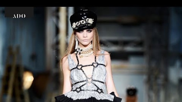 'Cara Delevingne | Big Runway Collection'