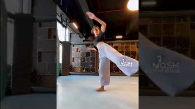 'Disha Patani Fitness || Disha Patani Workout #Dishapatani'