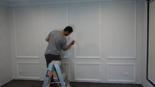 'make a feature wall under $100 - budget DIY   interior design'