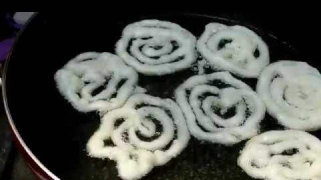 'INSTANT JALEBI WITHOUT FOOD COLOUR / BENGALI STYLE JILAPI'