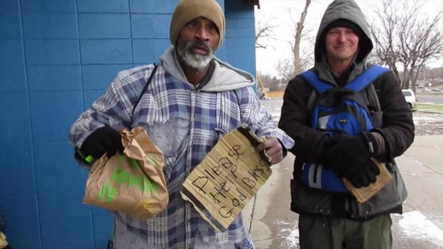 '300 Cheeseburgers Feeding the Homeless! - Helping the Needy'