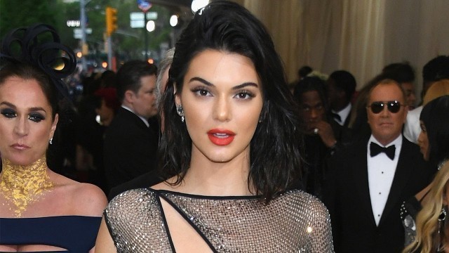 'Kendall Jenner\'s Butt on Full Display in INSANE 85,000 Crystal G-String Dress at 2017 Met Gala'