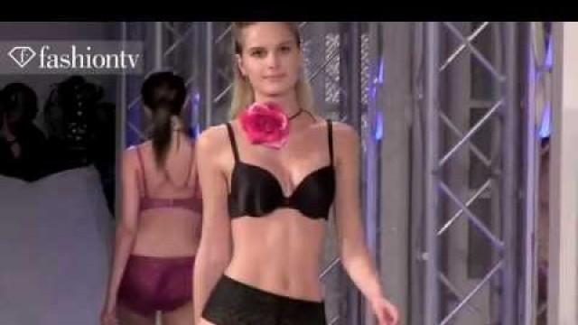 'Triumph Lingerie Awards 2012   Models on the Catwalk   FashionTV HOT'