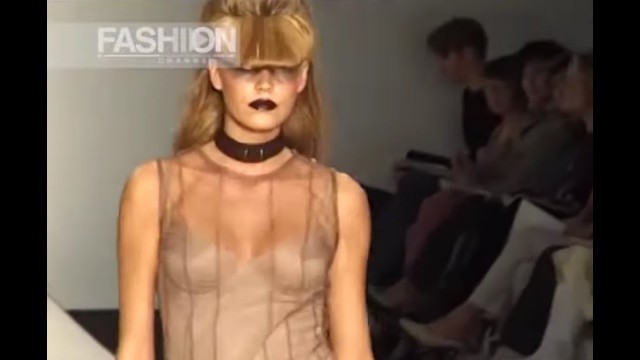 'BOYD Spring 2003 London - Fashion Channel'