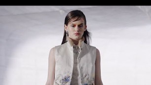 'SHIATZY CHEN Fall 2022 Paris - Fashion Channel'