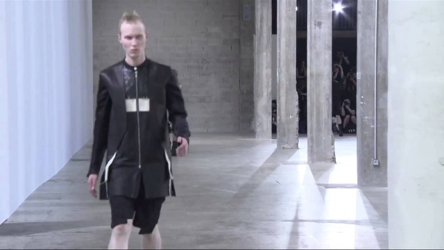 'RICK OWENS \' CYCLOPS \' SPRING/SUMMER 2016 MENS RUNWAY'