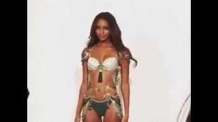 'VSFS2016 fitting Jasmine Tookes Fantasy Bra'