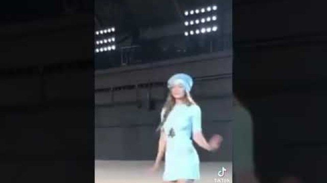 'Gigi Hadid for Marc Jacobs Fashion Show (Wardrobe Malfunction)'