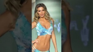 'latest hot models cat walk |  latest fashion catwalk #short # hot_video'