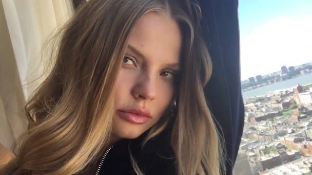 'MOHITO Autumn/Winter 2016 Campaign Video HD Models Magdalena Frąckowiak WYBIEG.com M.Frackowiak'