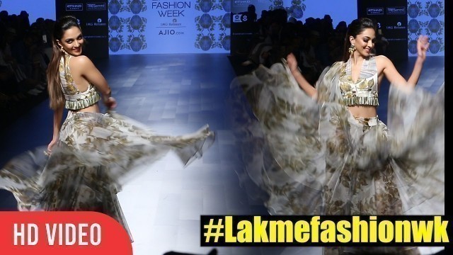 'Kiara Advani Ramp Walk | Lakme Fashion Week Summer Resort 2017 Day 03  | #Lakmefashionwk'