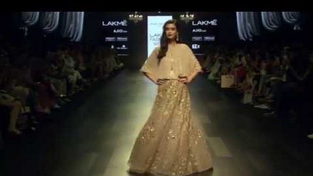 'Payal Singhal at Lakme Fashion Week Summer/Resort 2017'